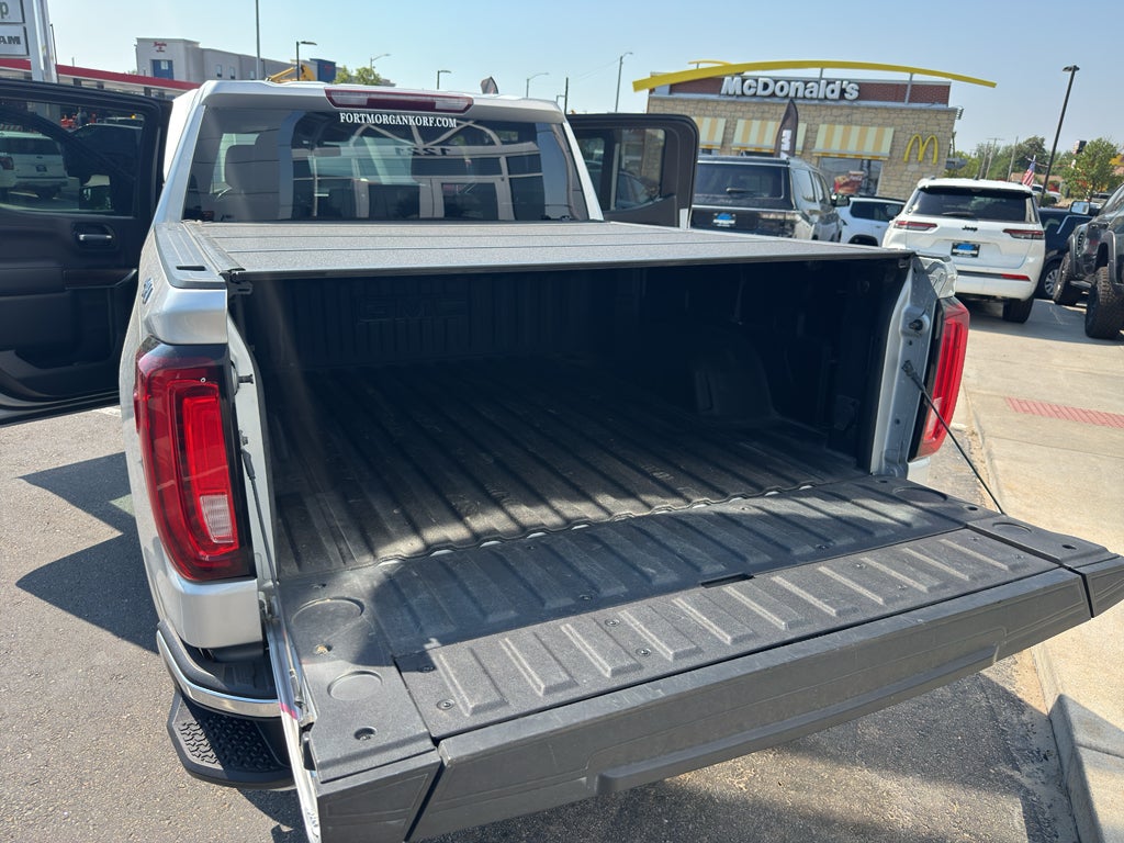 2021 GMC Sierra SLT