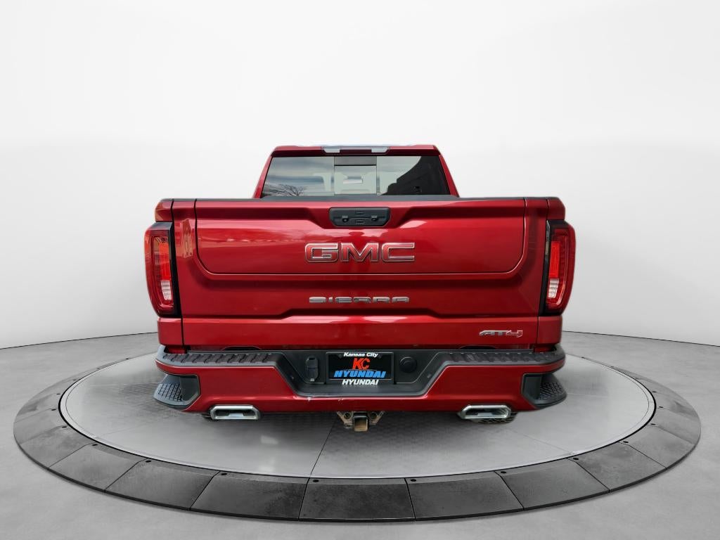 2022 GMC Sierra AT4