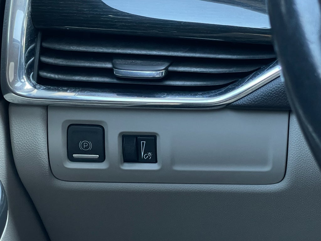 2019 Cadillac XT4 FWD Premium Luxury