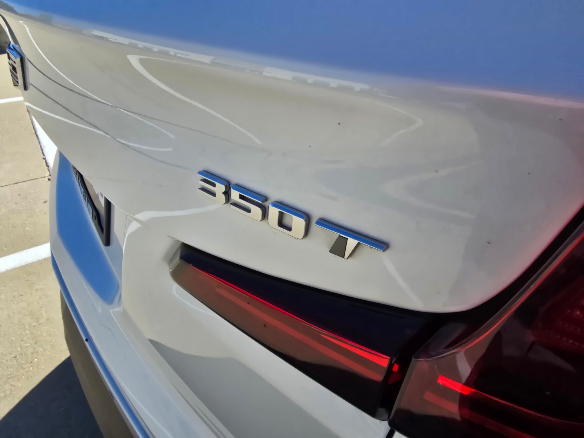 2022 Cadillac XT4 AWD Premium Luxury