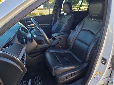 2022 Cadillac XT4 AWD Premium Luxury