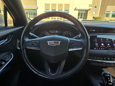 2022 Cadillac XT4 AWD Premium Luxury