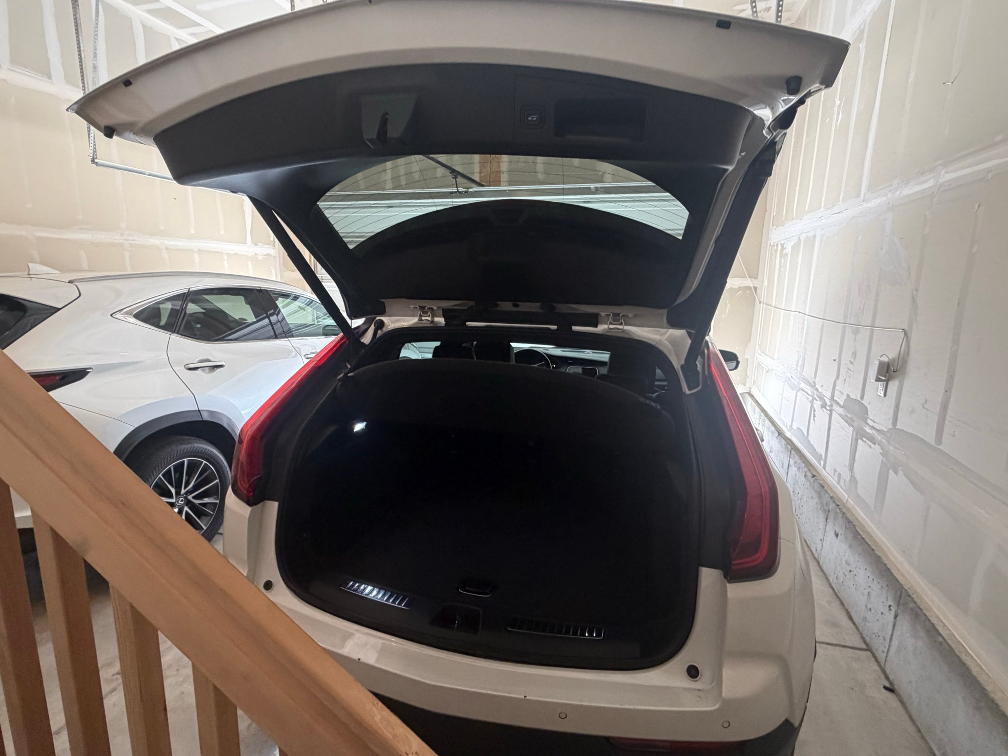 2022 Cadillac XT4 AWD Premium Luxury