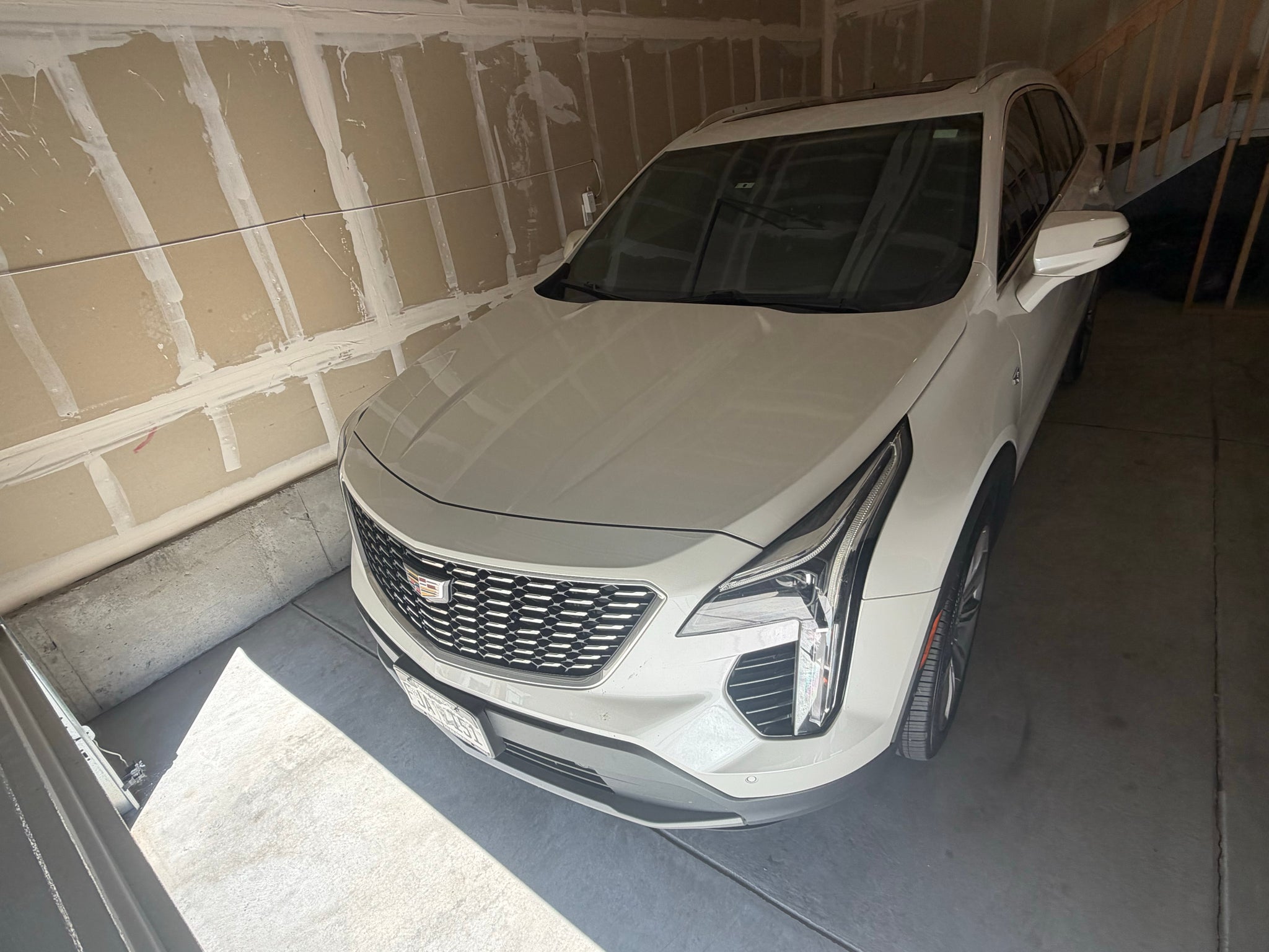 2022 Cadillac XT4 AWD Premium Luxury