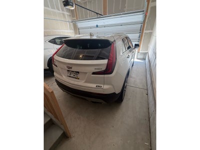 2022 Cadillac XT4 AWD Premium Luxury