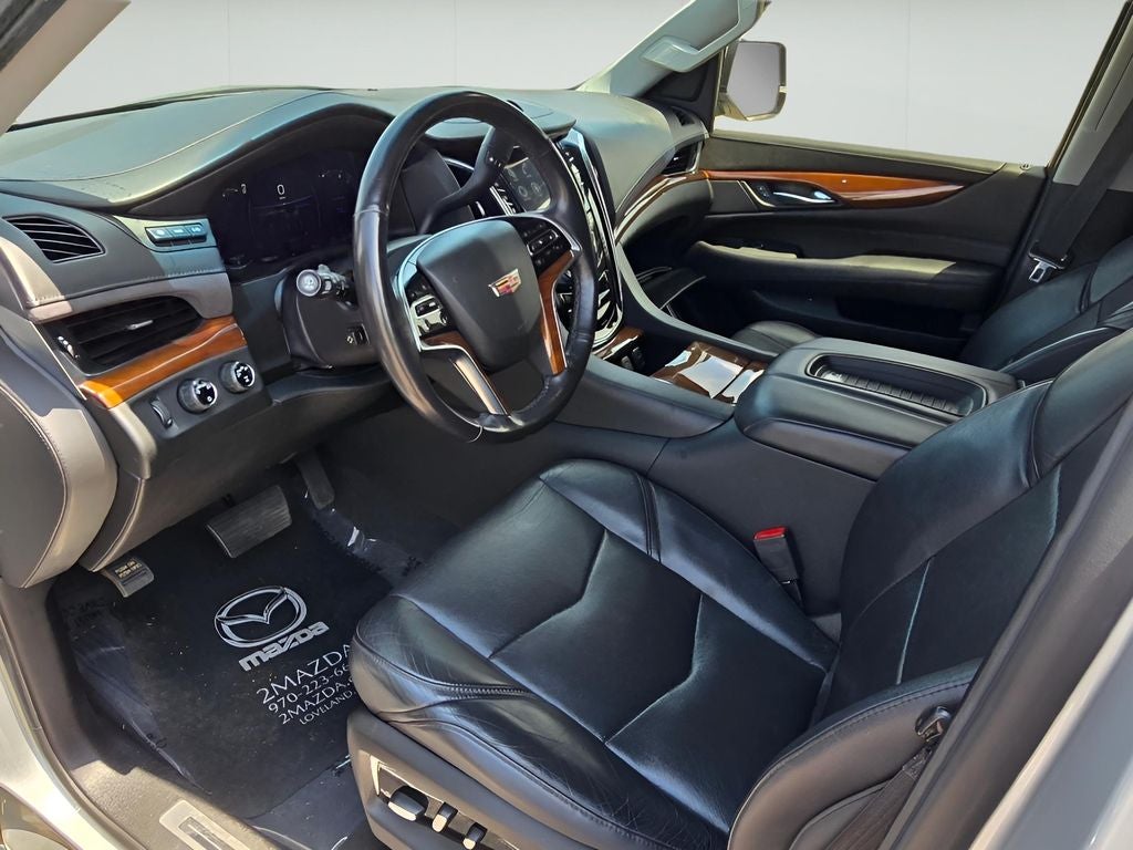 2019 Cadillac Escalade Luxury