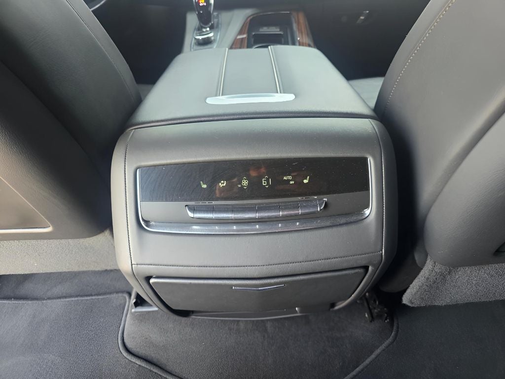 2023 Cadillac Escalade 4WD Premium Luxury