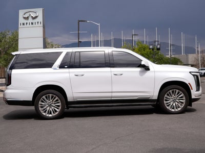 2025 Cadillac Escalade ESV 4WD Premium Luxury