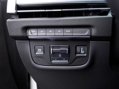 2025 Cadillac Escalade ESV 4WD Premium Luxury