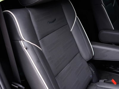 2025 Cadillac Escalade ESV 4WD Premium Luxury