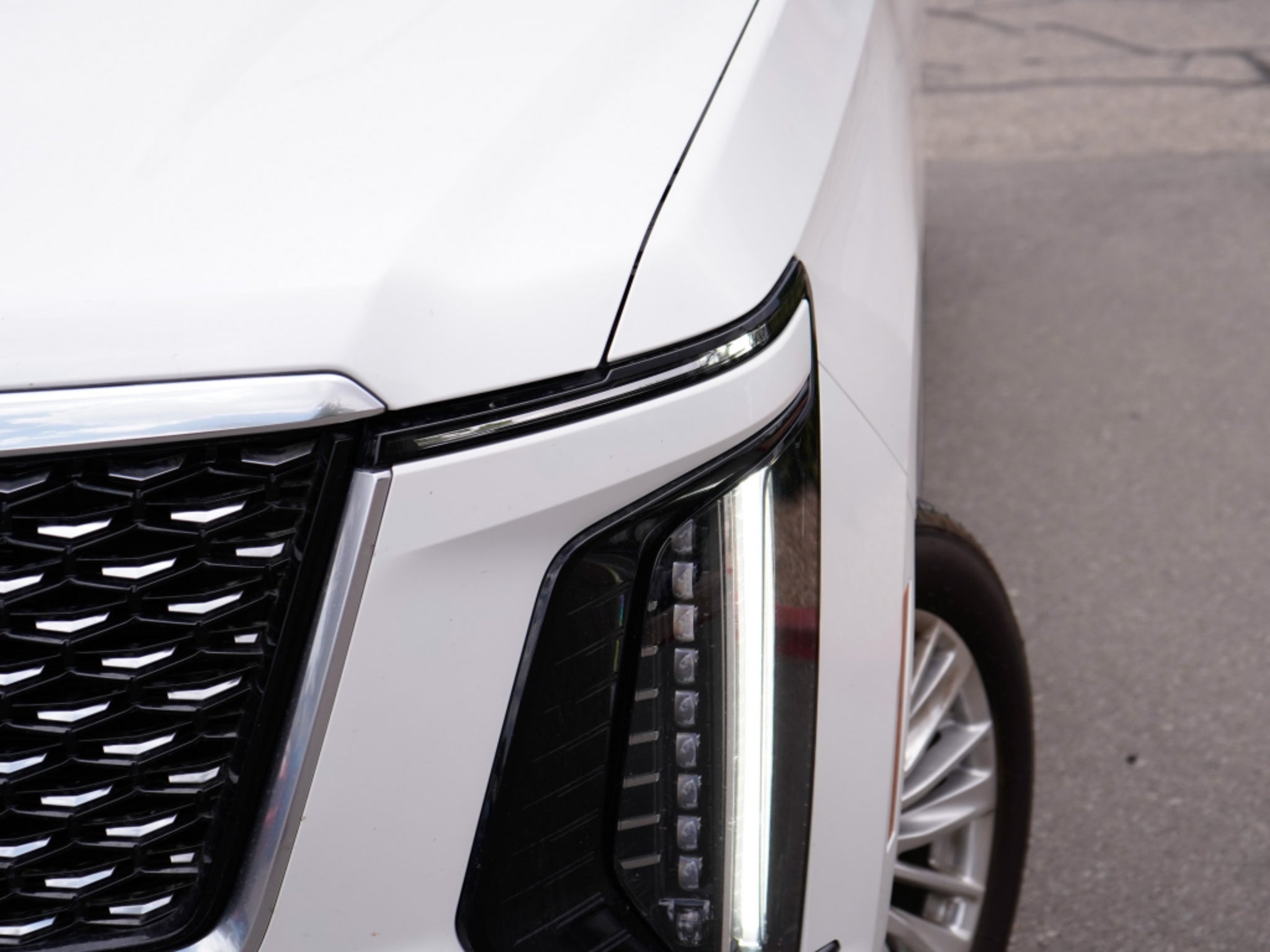 2025 Cadillac Escalade ESV 4WD Premium Luxury