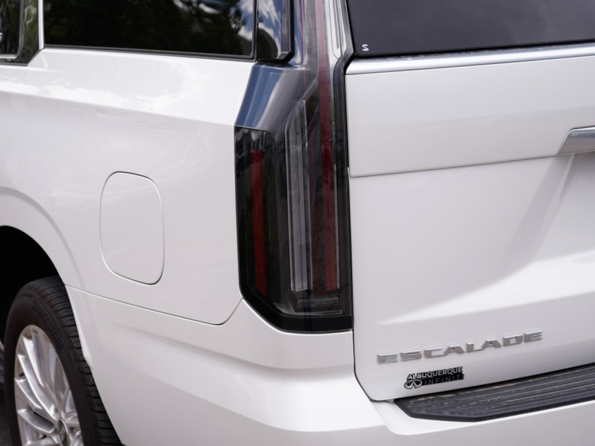 2025 Cadillac Escalade ESV 4WD Premium Luxury