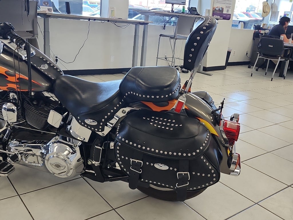 2003 Harley-Davidson FLSTCI Base