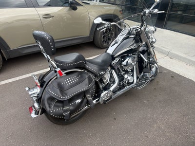 2003 Harley-Davidson FLSTCI Base