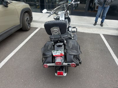 2003 Harley-Davidson FLSTCI Base