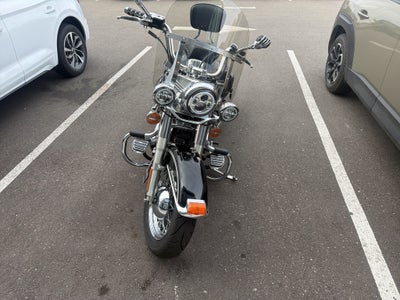 2003 Harley-Davidson FLSTCI Base