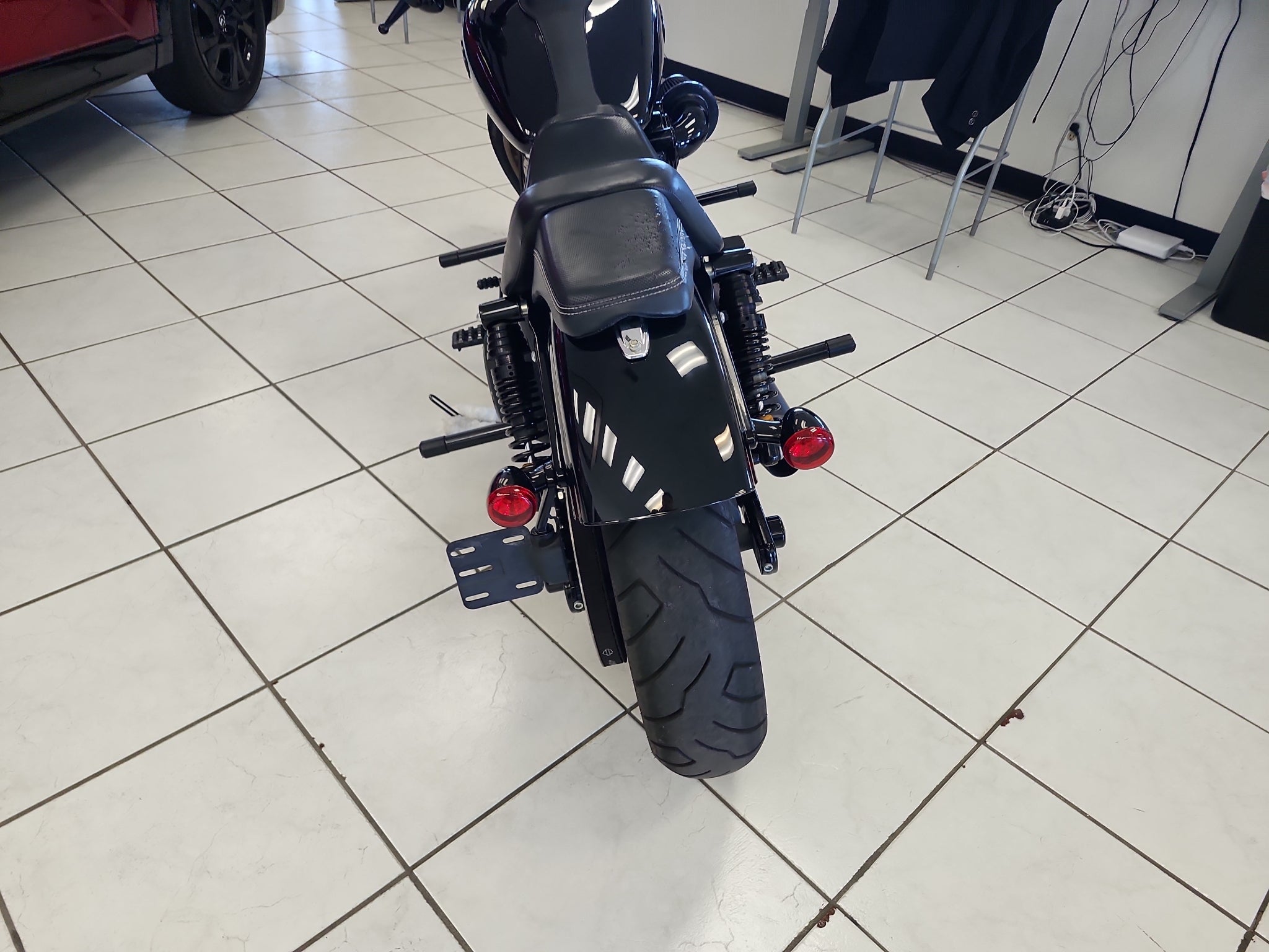 2017 Harley-Davidson FXDLS Base