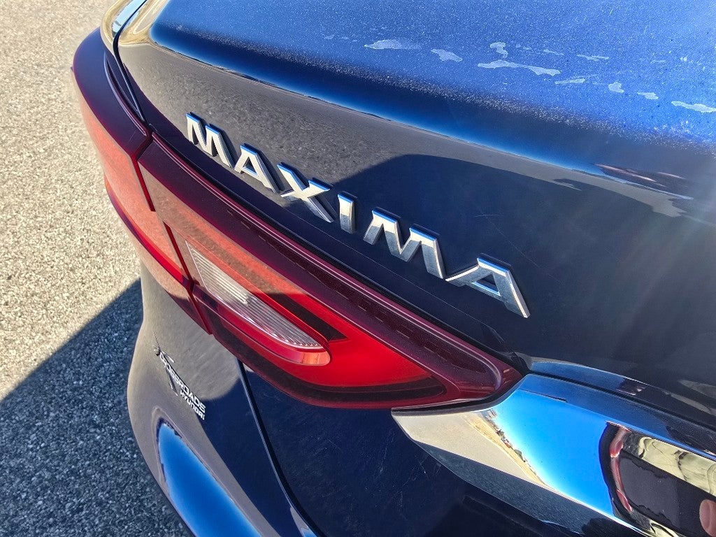 2017 Nissan Maxima SR