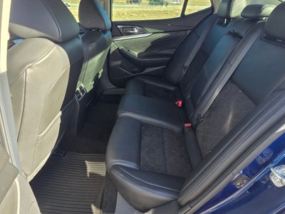 2017 Nissan Maxima SR