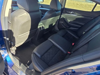 2017 Nissan Maxima SR