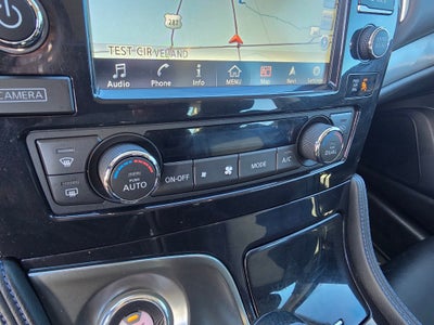 2017 Nissan Maxima SR