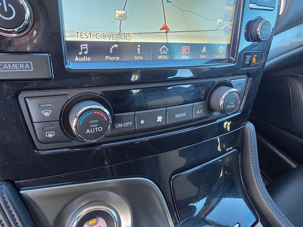 2017 Nissan Maxima SR