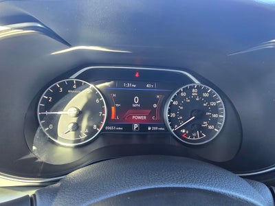 2017 Nissan Maxima SR