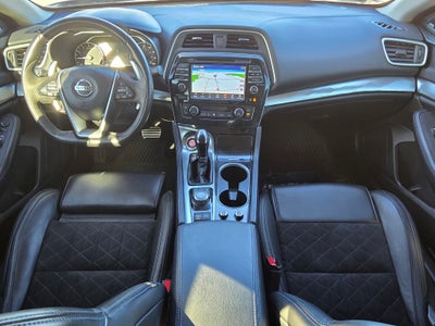 2017 Nissan Maxima SR