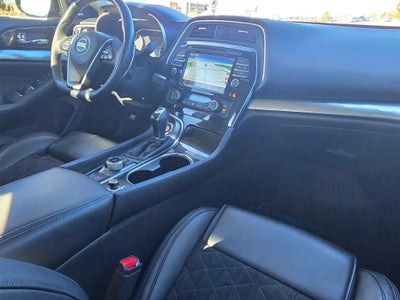 2017 Nissan Maxima SR