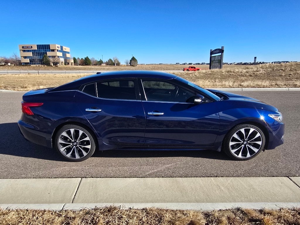 2017 Nissan Maxima SR