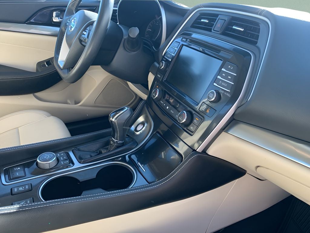 2021 Nissan Maxima SV