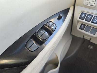2014 Nissan LEAF SV