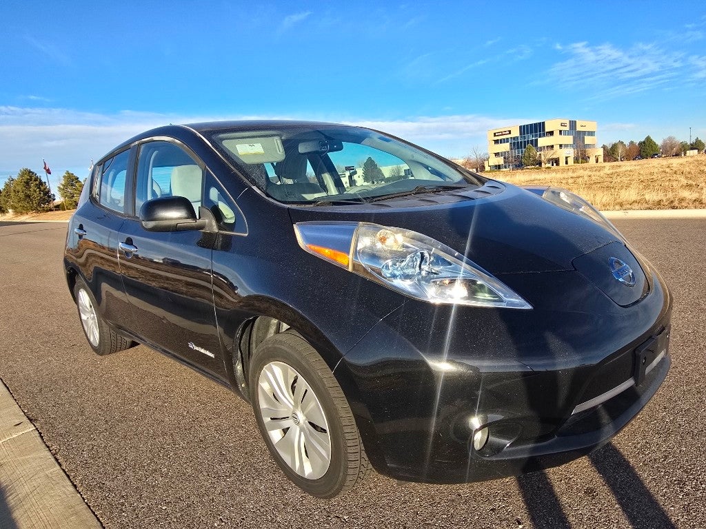 2014 Nissan LEAF SV