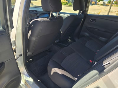2025 Nissan LEAF S