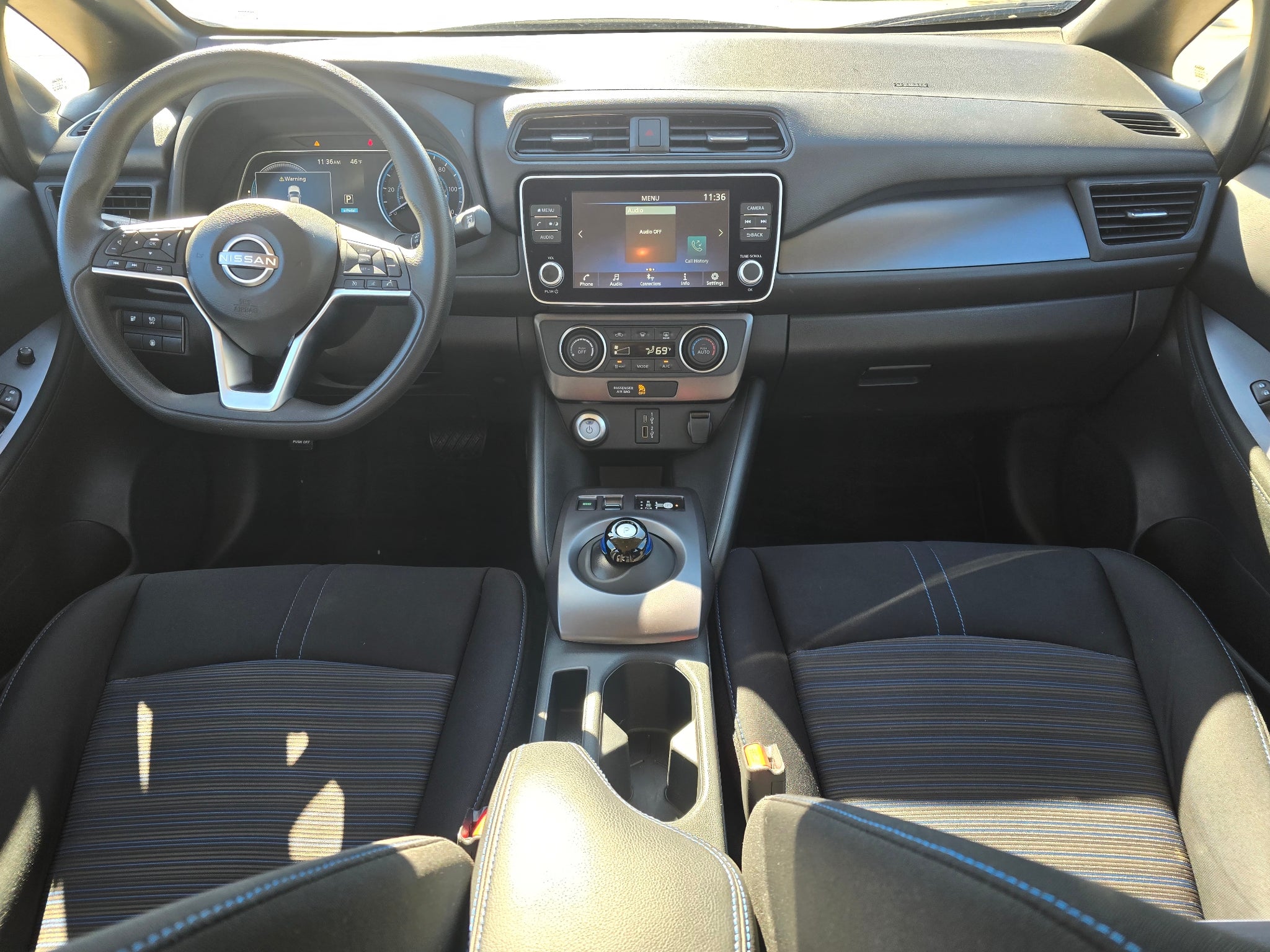 2025 Nissan LEAF S