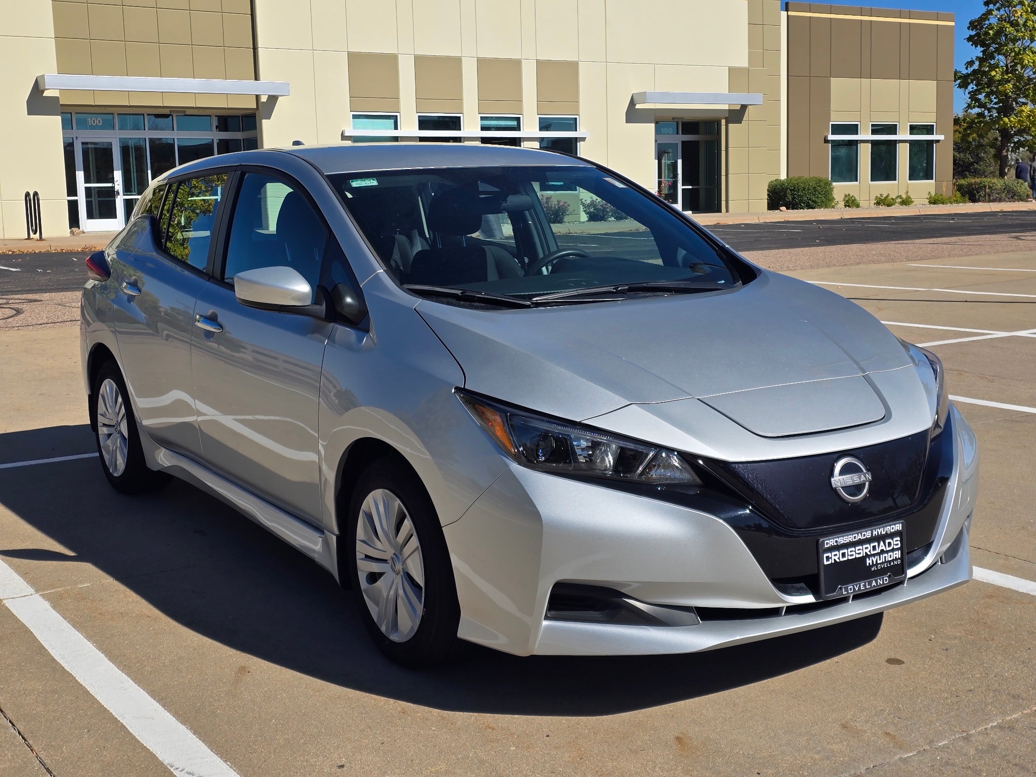 2025 Nissan LEAF S