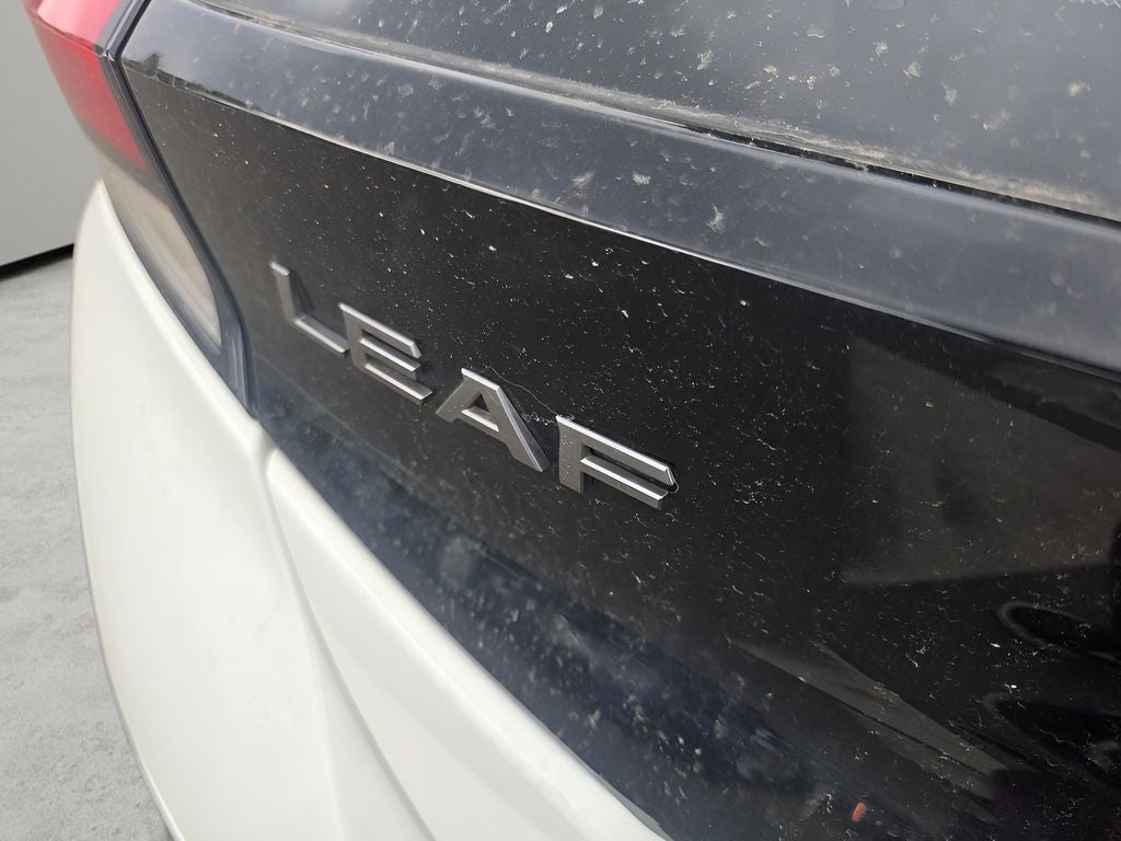 2023 Nissan LEAF S