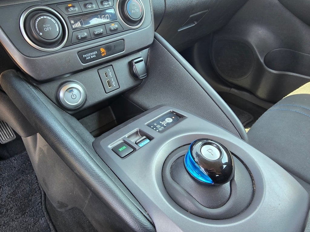 2023 Nissan LEAF S