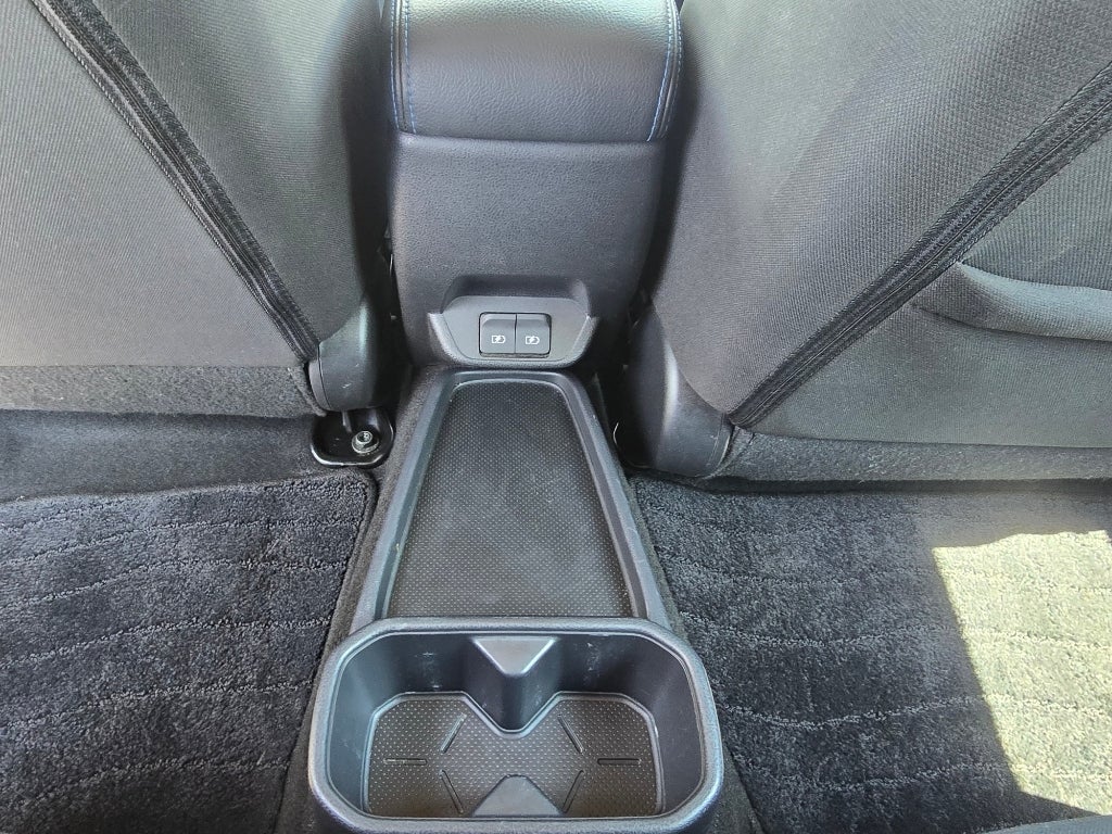 2023 Nissan LEAF S