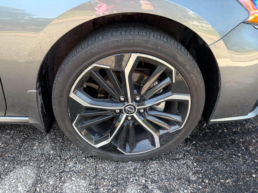 2025 Nissan Altima SR