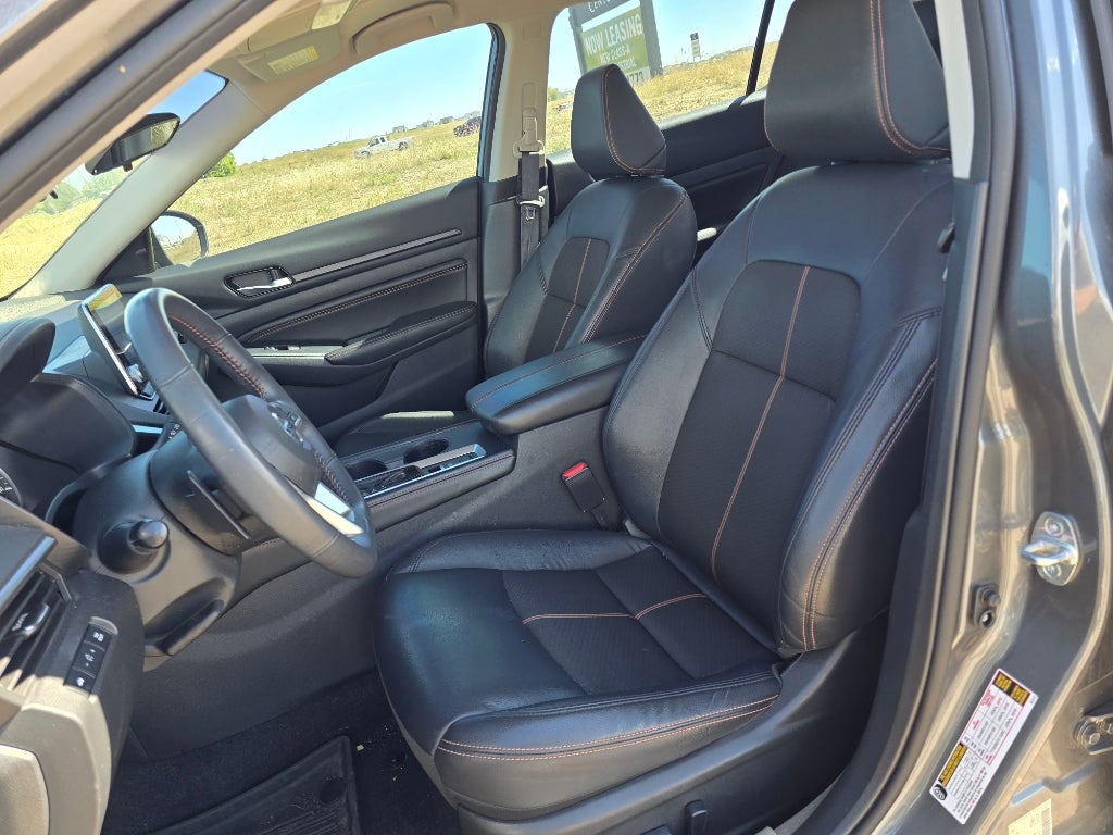 2022 Nissan Altima 2.5 SR