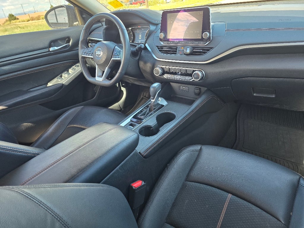 2022 Nissan Altima 2.5 SR