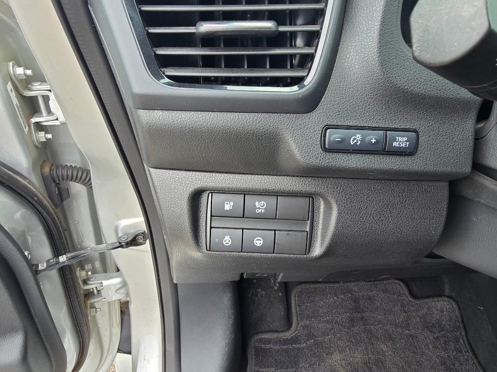2024 Nissan LEAF SV PLUS