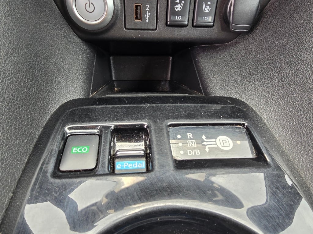 2024 Nissan LEAF SV PLUS