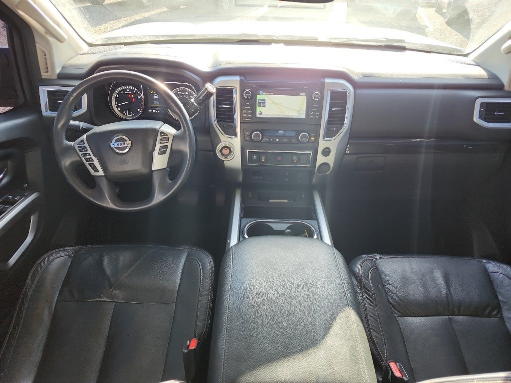 2017 Nissan Titan SV