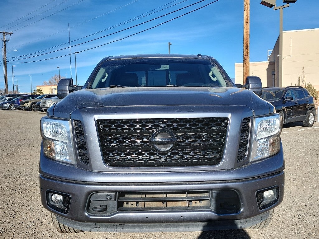 2017 Nissan Titan SV