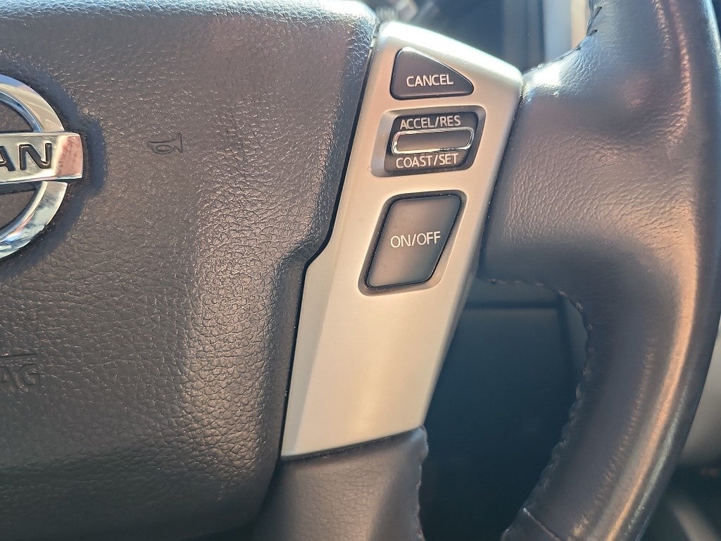 2017 Nissan Titan SV