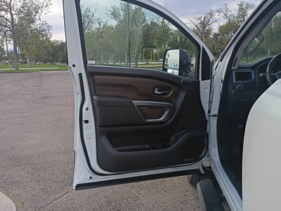 2017 Nissan Titan XD Platinum Reserve