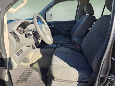 2017 Nissan Frontier SV V6