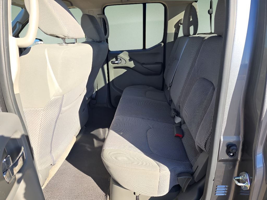 2017 Nissan Frontier SV V6